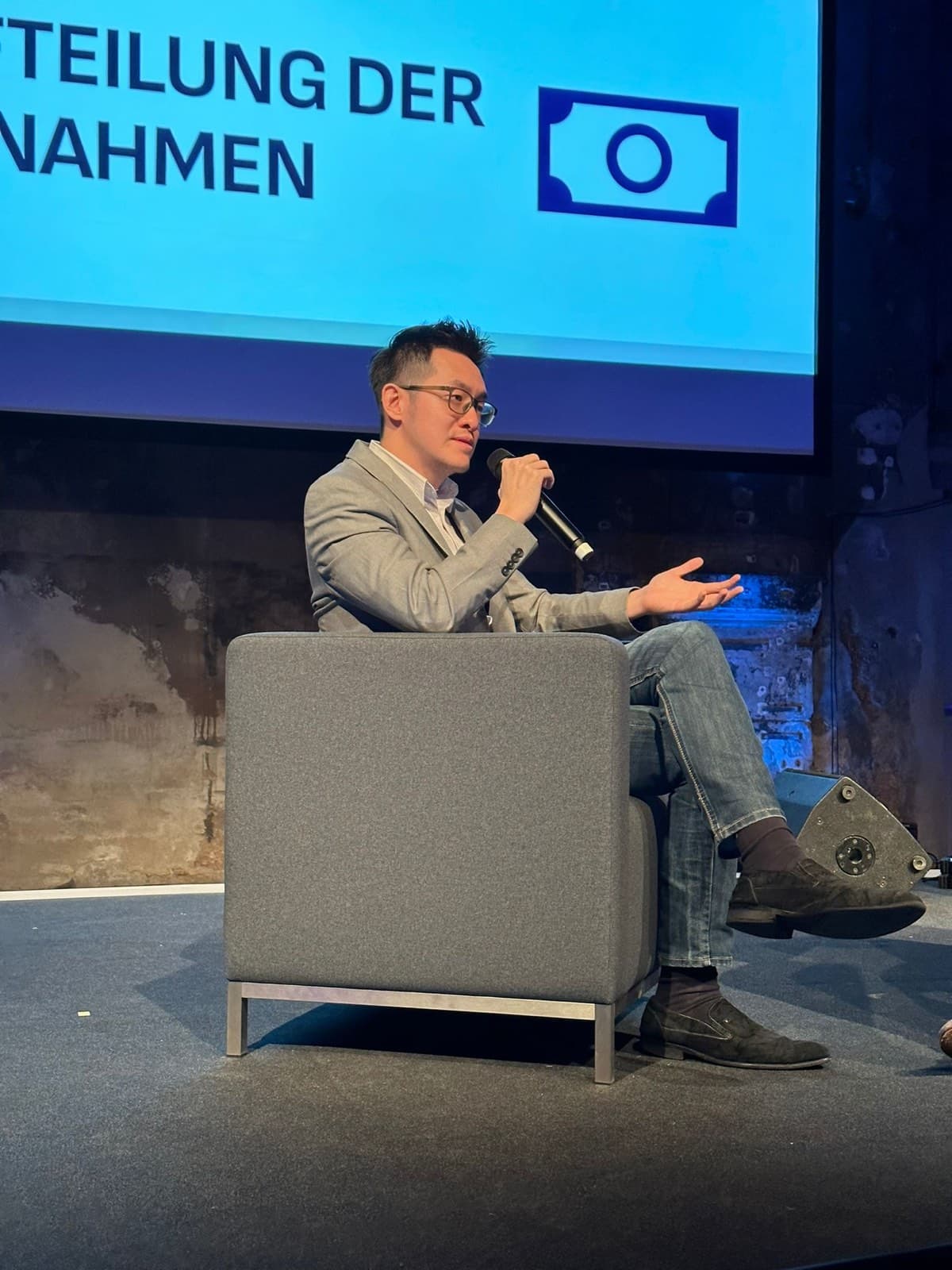 Jonathan Low — Conference keynote, 2022