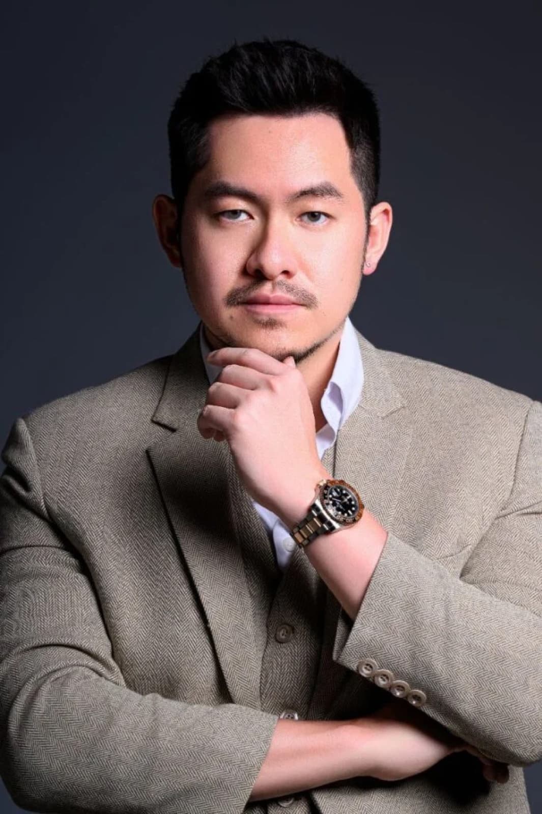 Jonathan Low — Founder and Chief Executive Officer of Ampyre Group